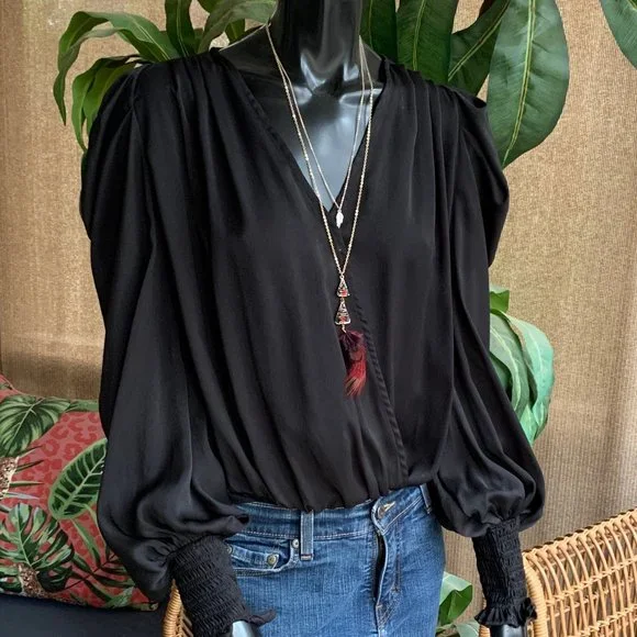 Express Layered Golden-Toned Beaded Triangles and Feather Necklace - Picture 2 of 15